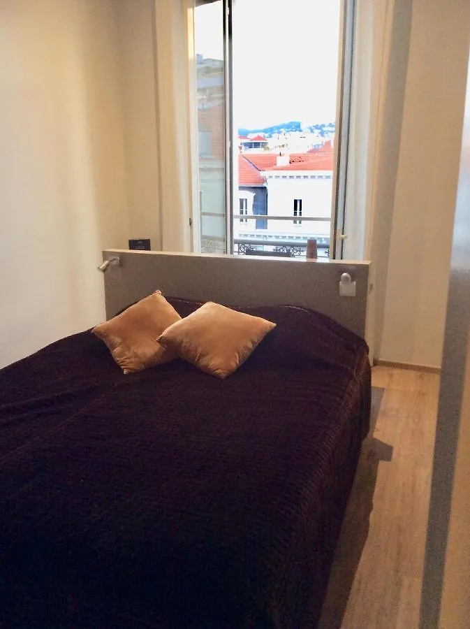 קאן Lecerf Apartment צרפת