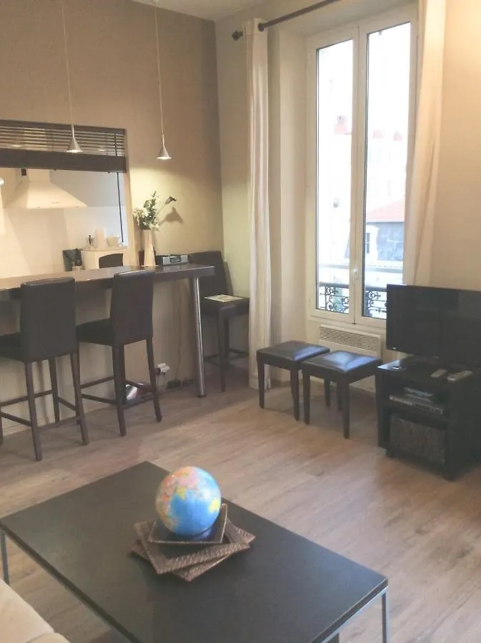 קאן Lecerf Apartment
