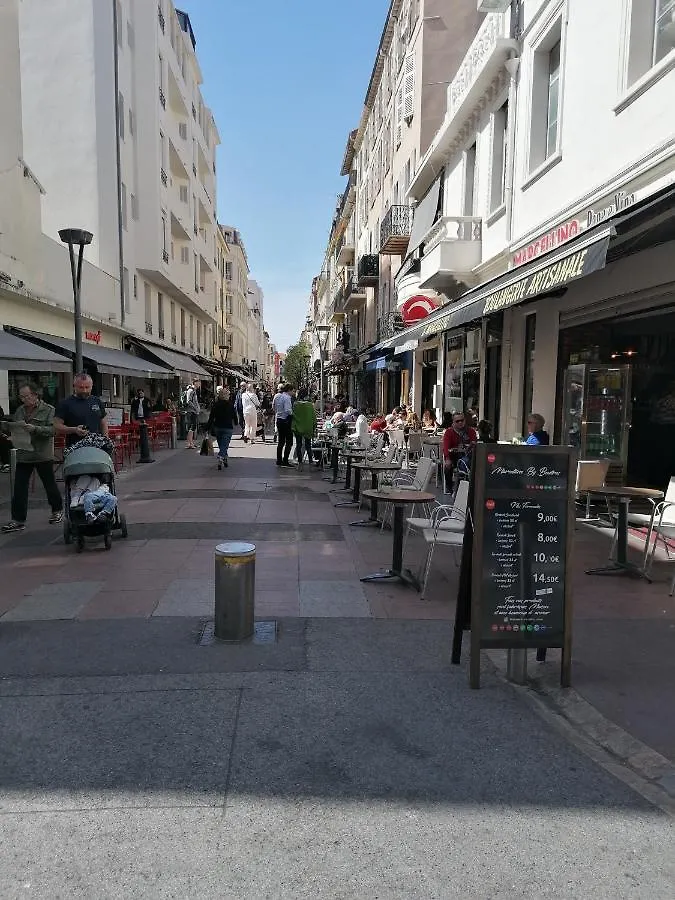 קאן Lecerf Apartment 0*,  צרפת