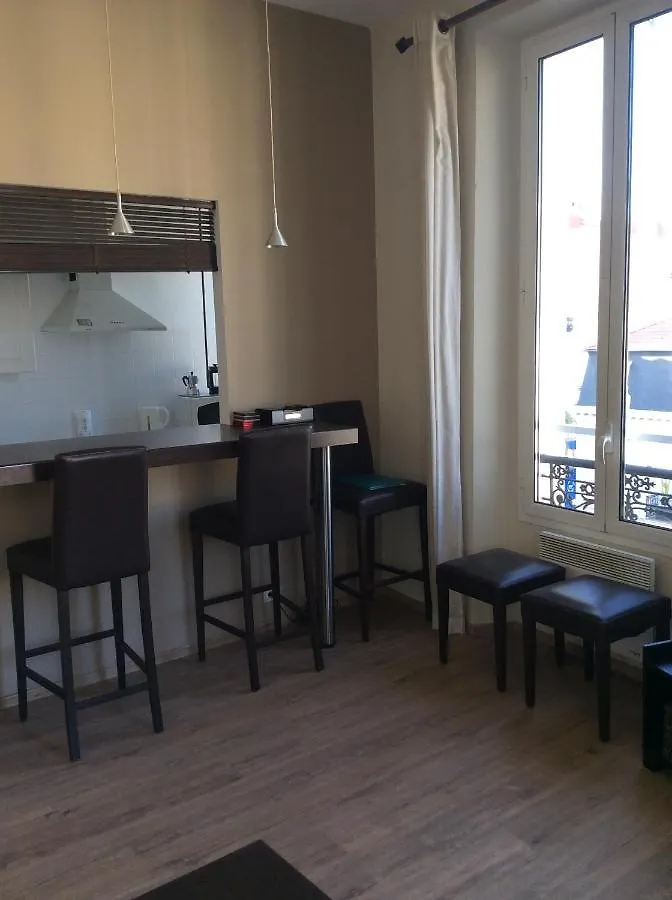 קאן Lecerf Apartment